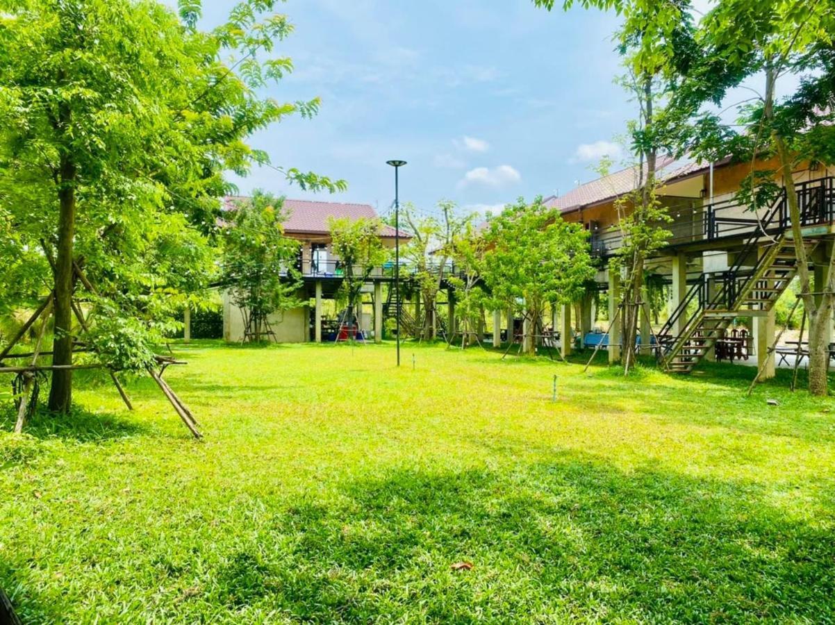 บ้านต้นไม้โฮมสเตย์อุทัยธานี 外观 照片