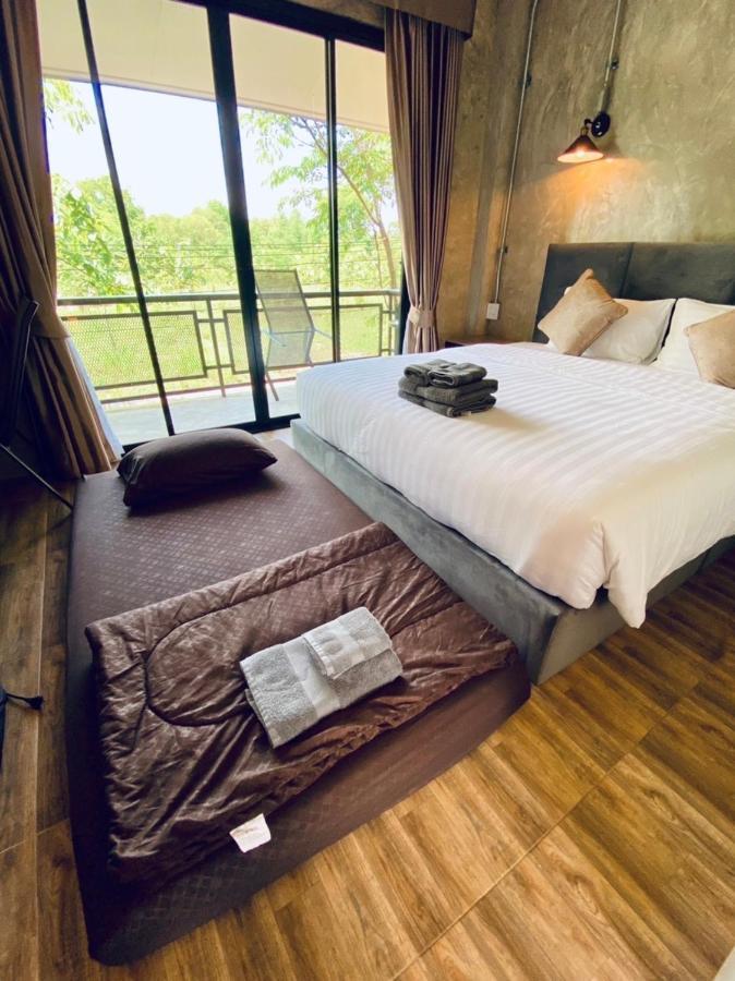 บ้านต้นไม้โฮมสเตย์อุทัยธานี 外观 照片