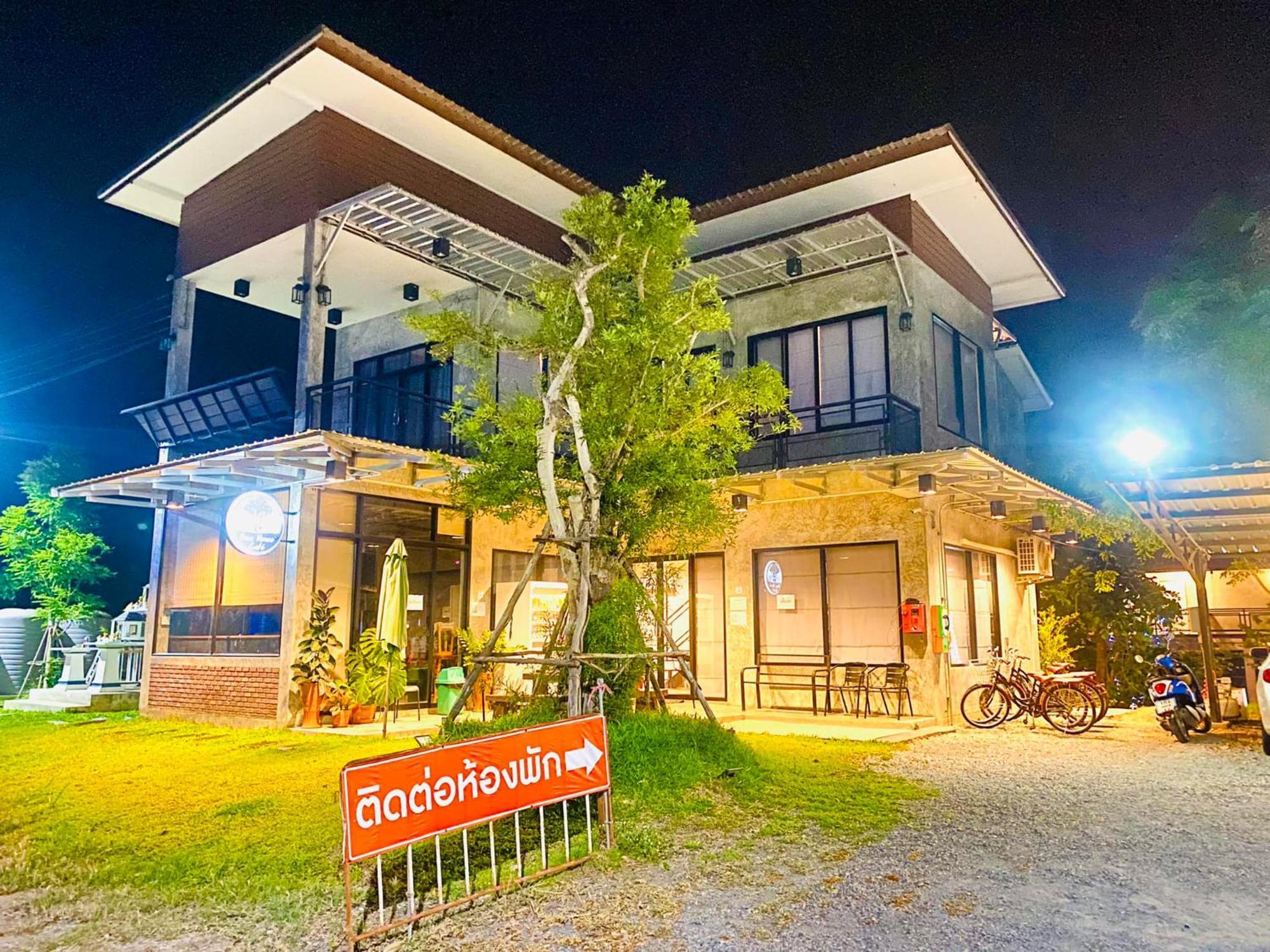 บ้านต้นไม้โฮมสเตย์อุทัยธานี 外观 照片